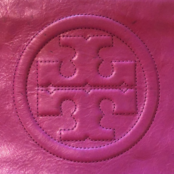 Raspberry Tory Burch Clutch - Picture 6 of 11